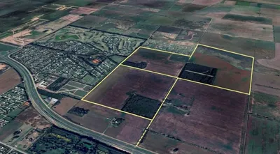 grok-video-80b4022c-e0d6-4c10-be16-ddc4ffbd53ad (1)